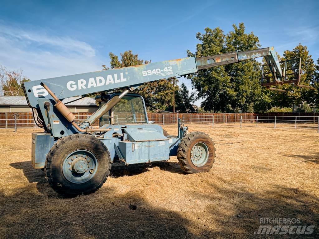 Gradall 534 D-6-42 Teleskooplaadurid