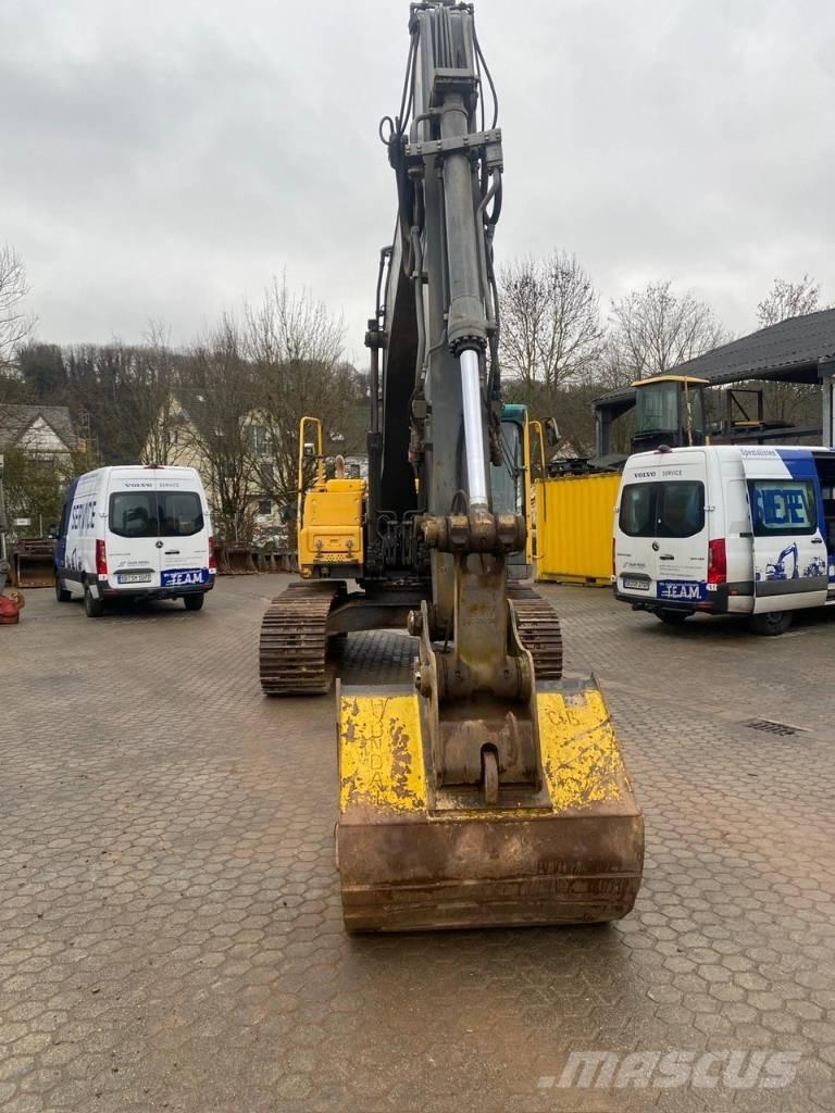 Volvo EC 180 B LC Roomikekskavaatorid