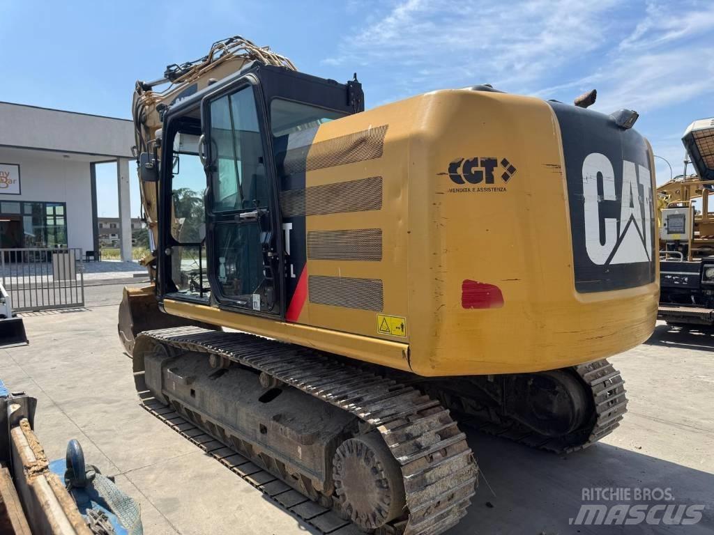 CAT 318E Roomikekskavaatorid