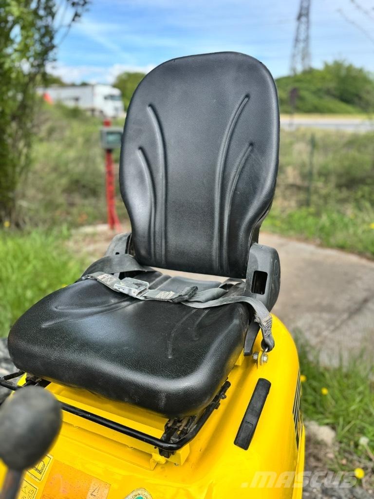 Komatsu PC 09 Miniekskavaatorid < 7 t