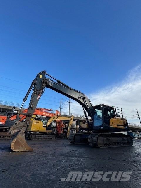 Hyundai HX 220 AL Roomikekskavaatorid