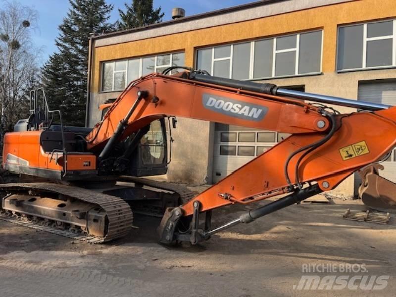 Doosan DX 225 LC-5 Roomikekskavaatorid