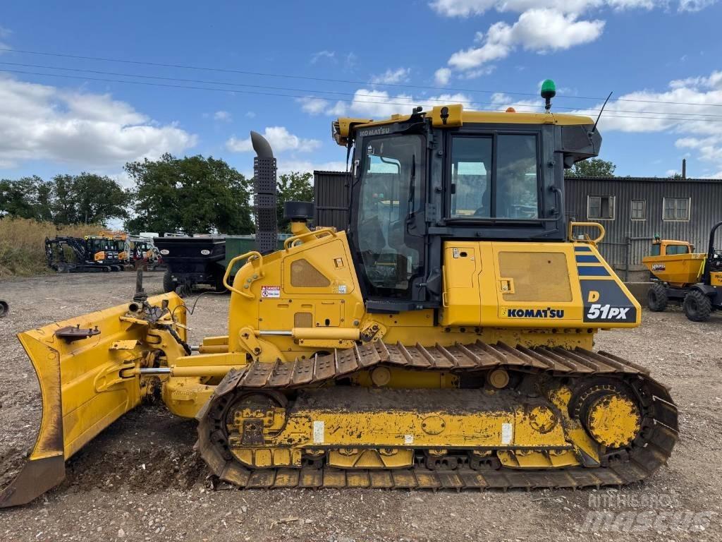 Komatsu D51PX-24 Buldooserid