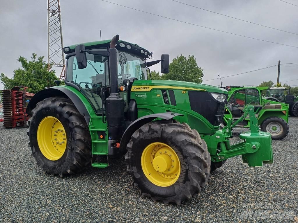 John Deere 6R 215 Traktorid