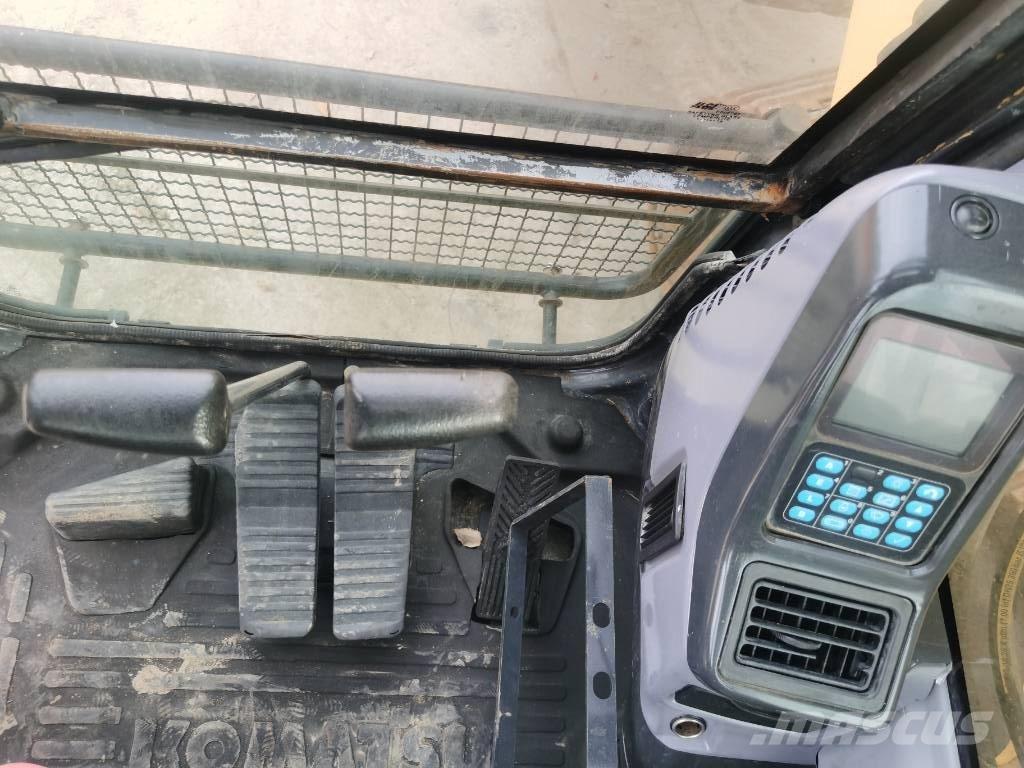 Komatsu PC 400-7 Roomikekskavaatorid