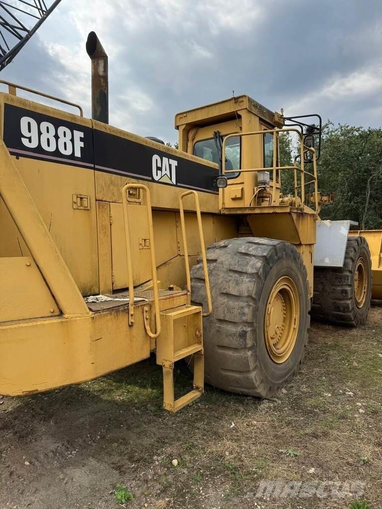 CAT 988F Rataslaadurid