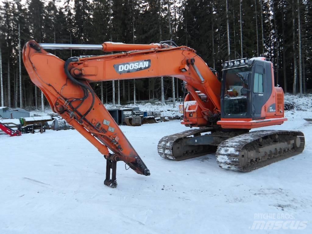 Doosan DX 235 LCR Roomikekskavaatorid