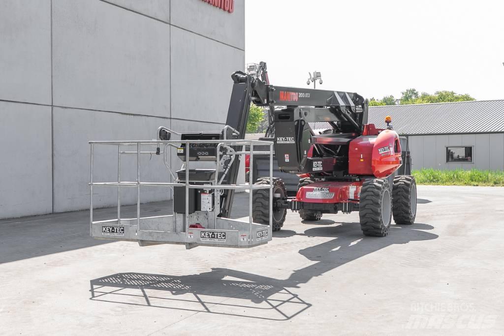 Manitou 200 ATJ Iseliikuvad poomtõstukid