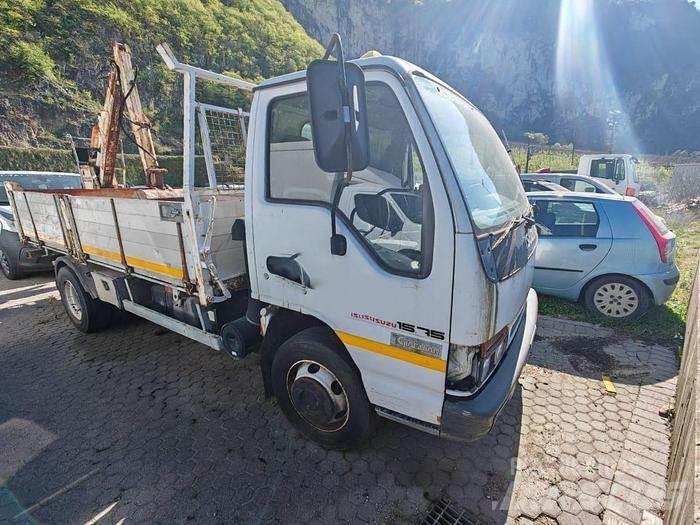 Isuzu 15.75 Väikekallurid