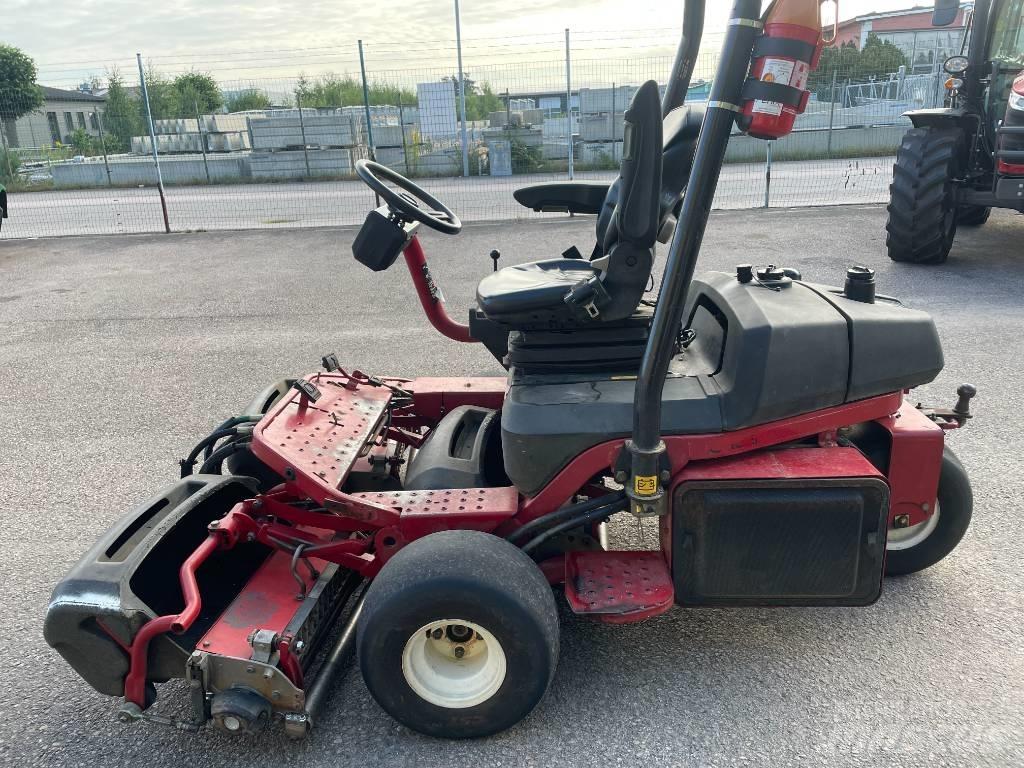 Toro GR3250 Murutraktorid