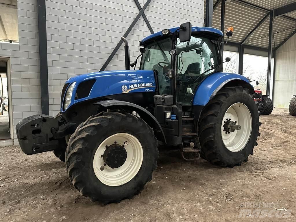 New Holland T7.250 Traktorid