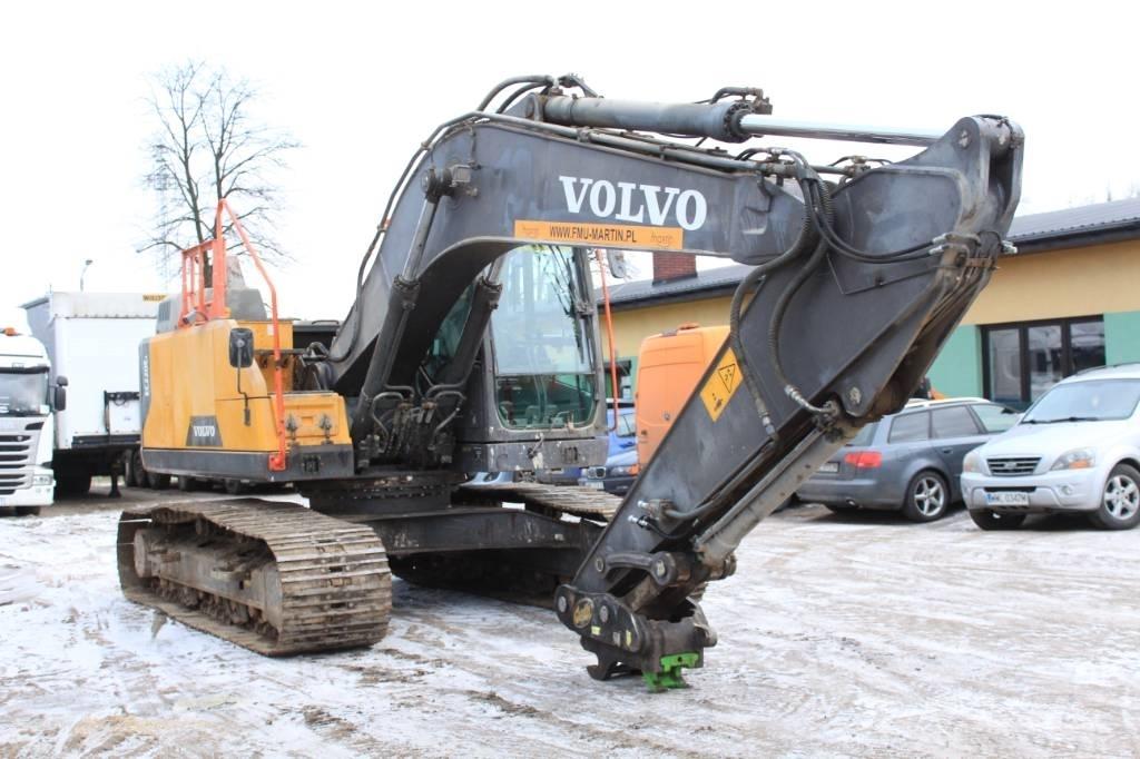 Volvo EC 220 E Roomikekskavaatorid