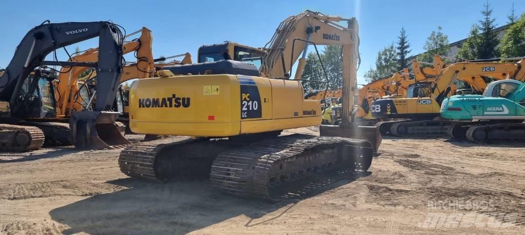 Komatsu PC 210-8 Roomikekskavaatorid