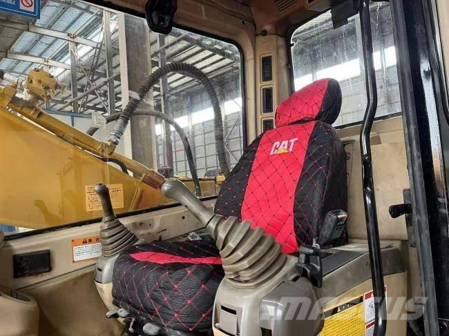 CAT 320 BL Roomikekskavaatorid