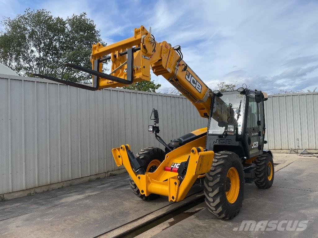 JCB 530-110 Hi Viz Teleskooplaadurid