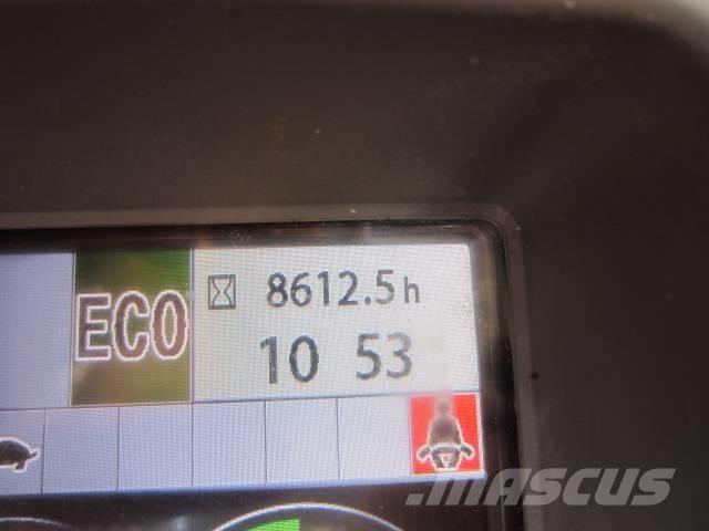 Hitachi ZX 135 Roomikekskavaatorid