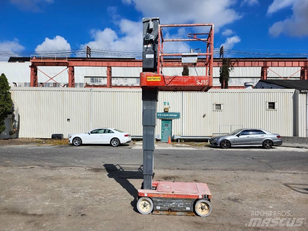 SkyJack SJ 16 Vertikaalsed mast tõstukid