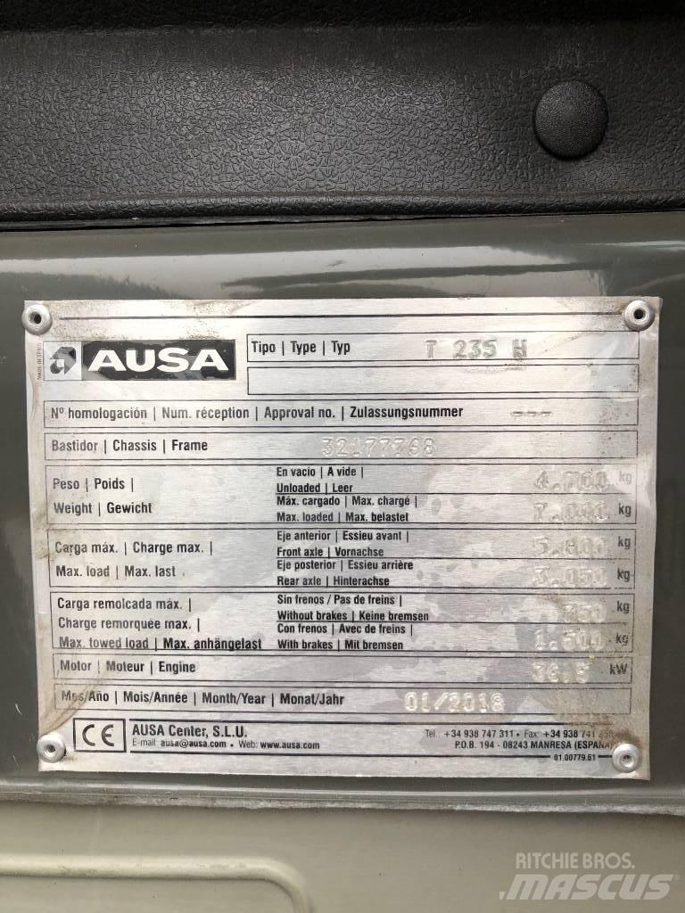 Ausa T 235 H Teleskooplaadurid