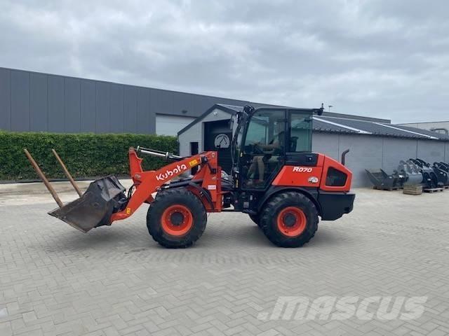 Kubota R 070 Rataslaadurid