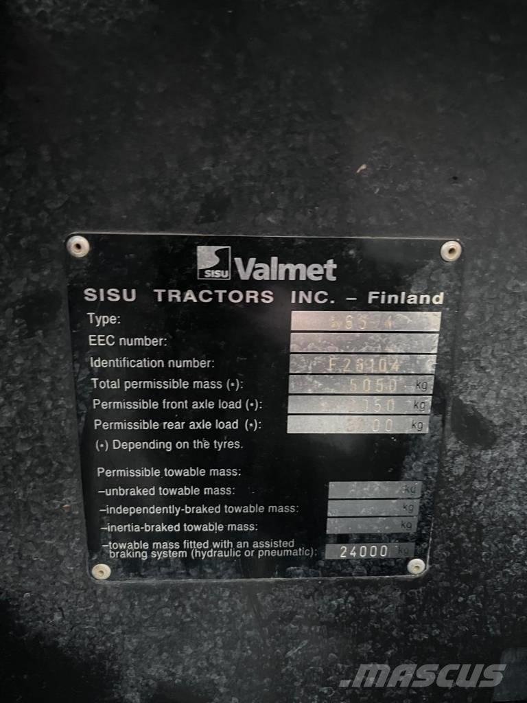 Sisu Valmet 665 Traktorid