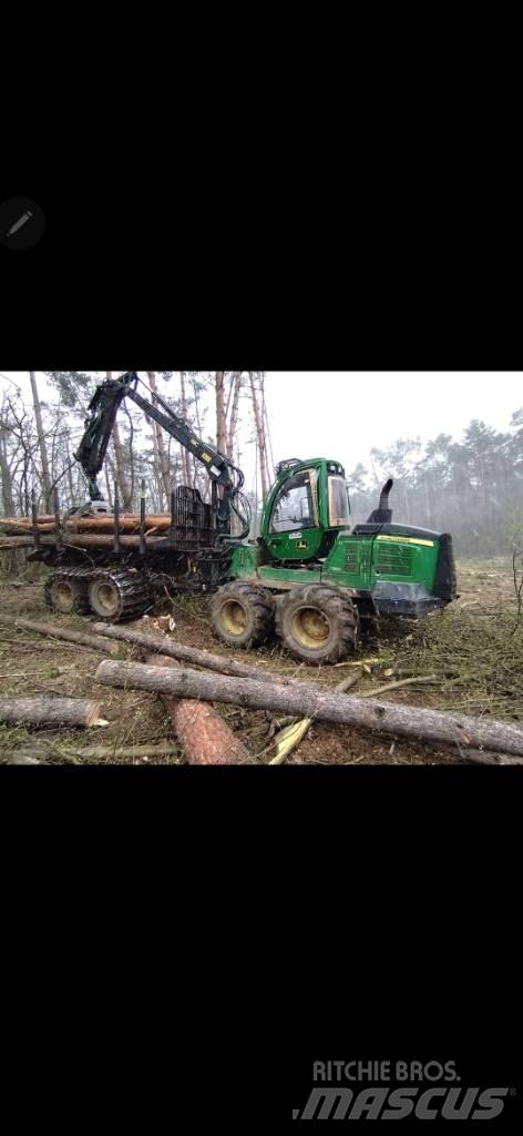 John Deere 1110 Forwarderid