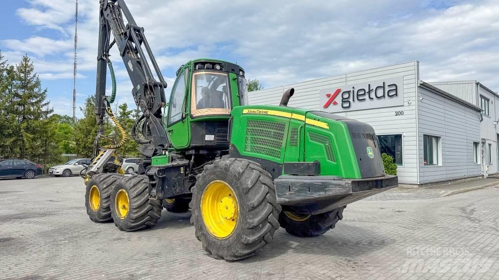 John Deere 1170 E Harvesterid