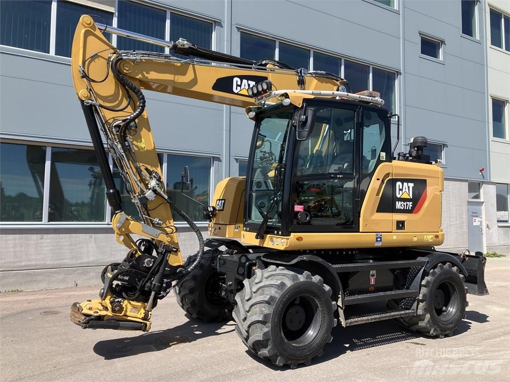 CAT 317 F Ratasekskavaatorid