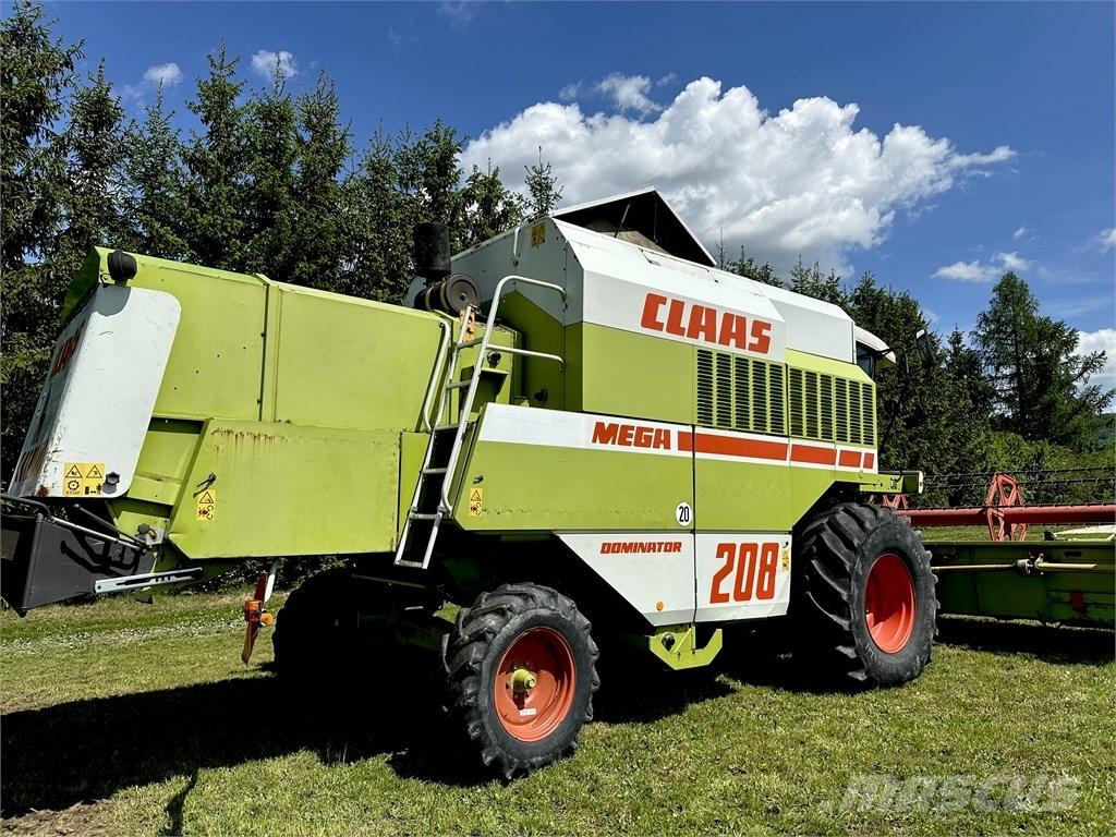 CLAAS Mega 208 Teraviljakombainid