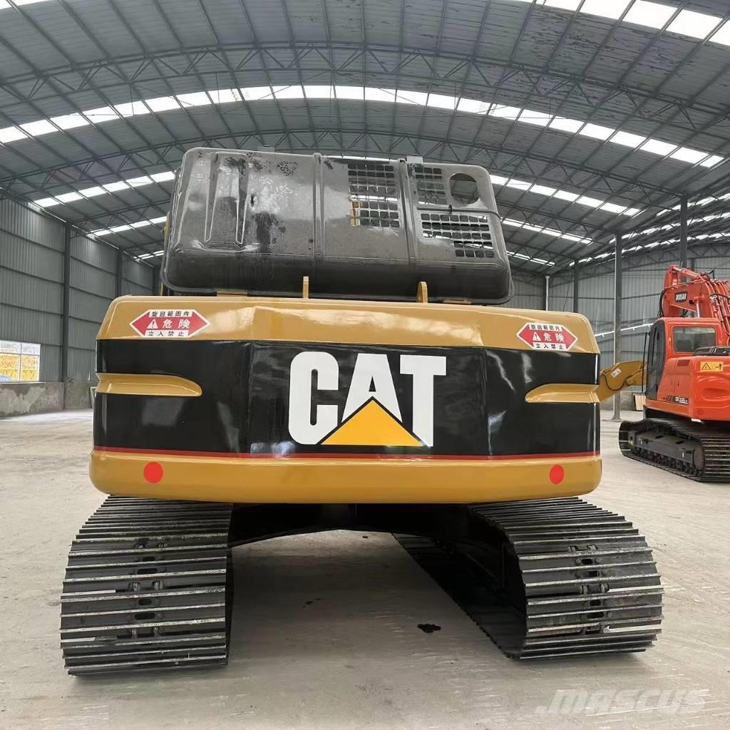 CAT 320 B Roomikekskavaatorid
