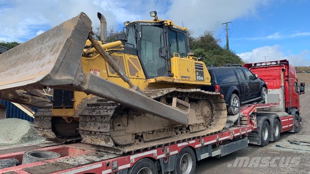 Komatsu D 65 PX-17 Liigendraamiga pinnaseveokid