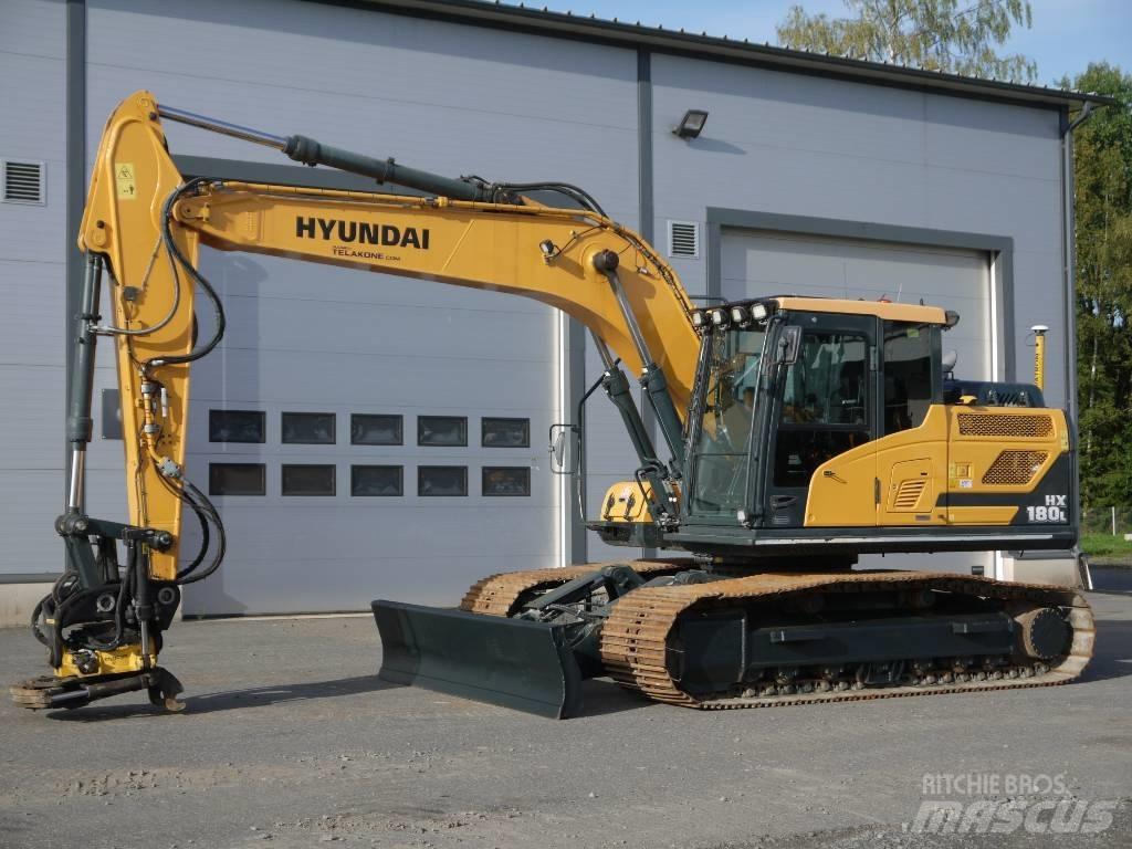 Hyundai HX 180 LD Roomikekskavaatorid