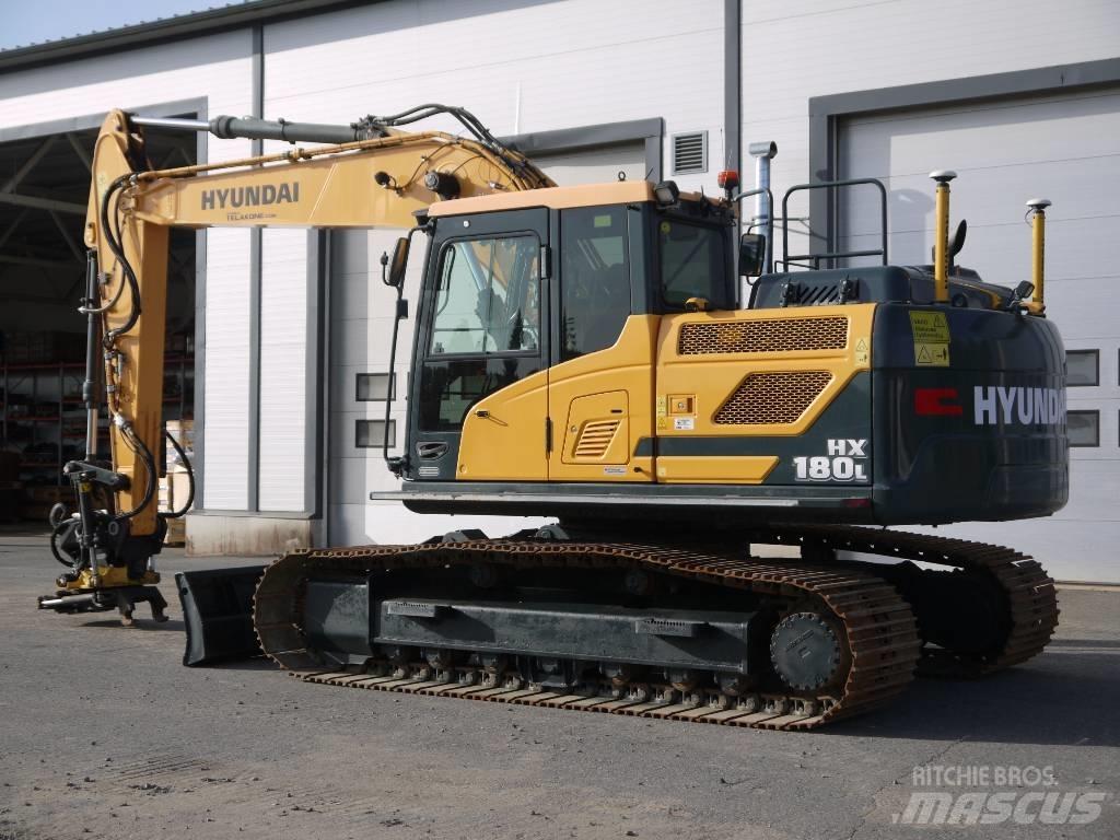 Hyundai HX 180 LD Roomikekskavaatorid