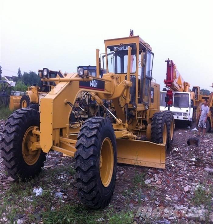 CAT 140 H II Greiderid
