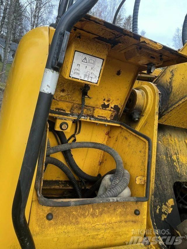 JCB JS 200 LC Roomikekskavaatorid