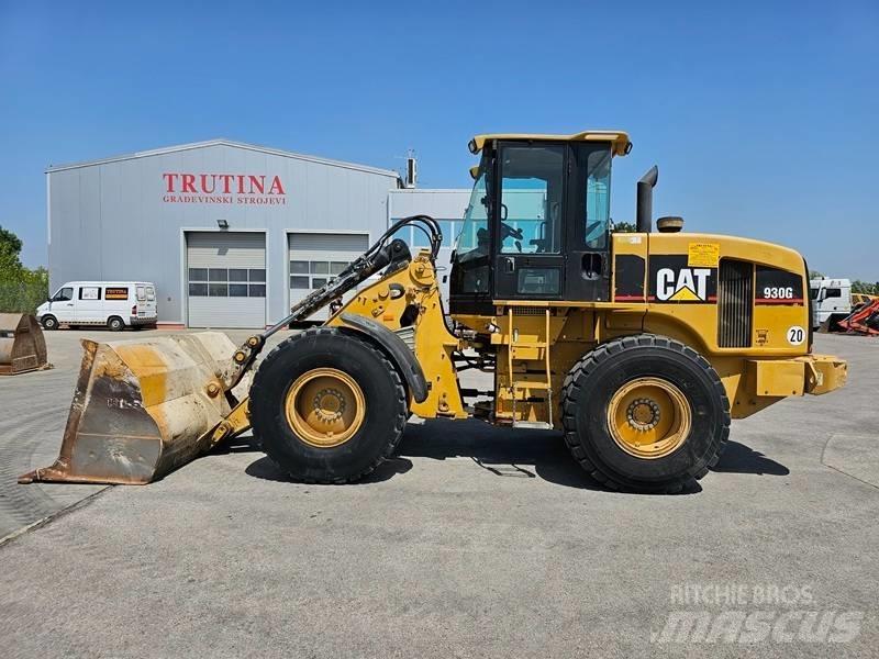 CAT 930 G Rataslaadurid