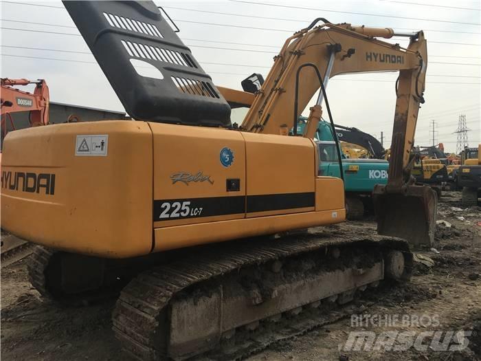 Hyundai R225LC-7 Roomikekskavaatorid