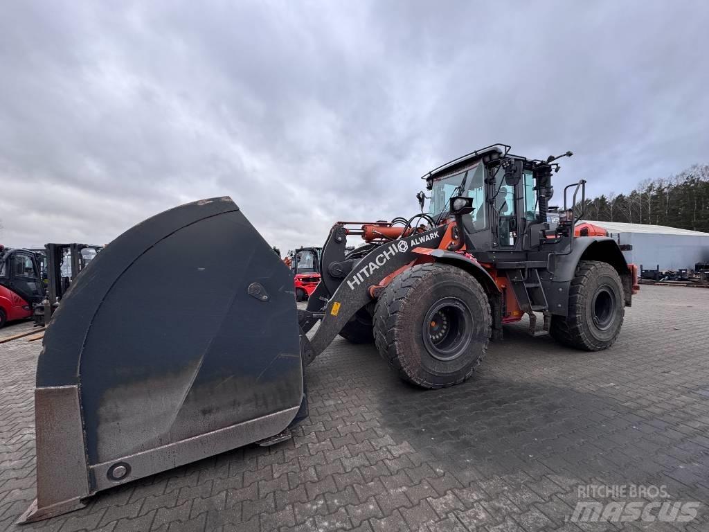 Hitachi ZW 220-7 Rataslaadurid