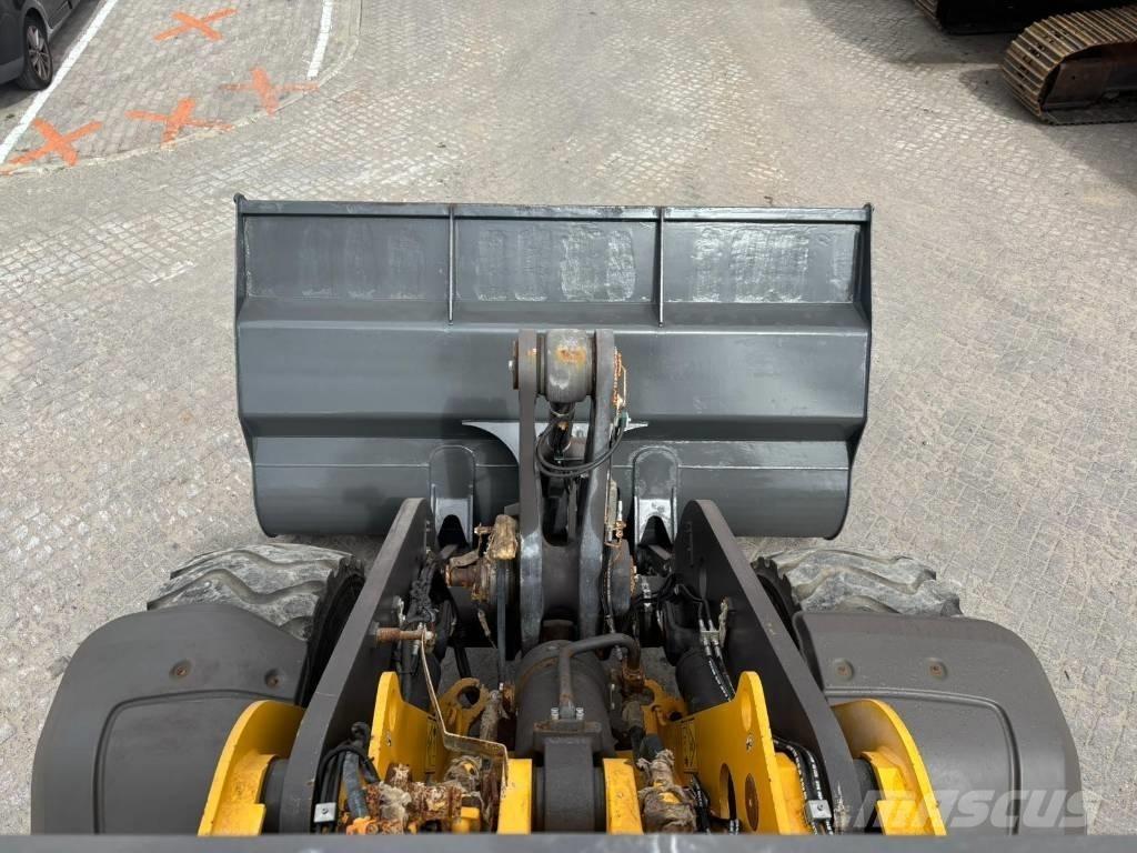 Volvo L 110 H Rataslaadurid