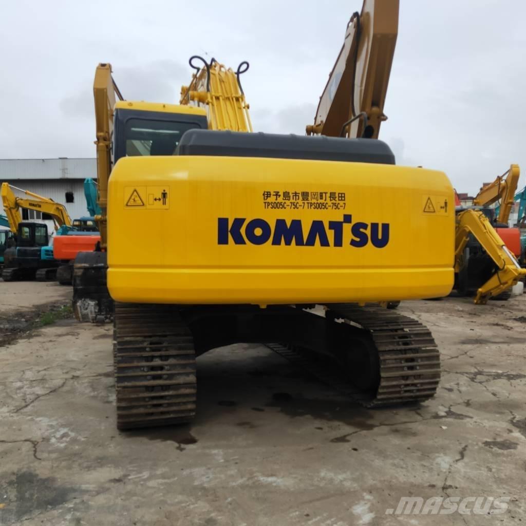 Komatsu PC200-7 Roomikekskavaatorid