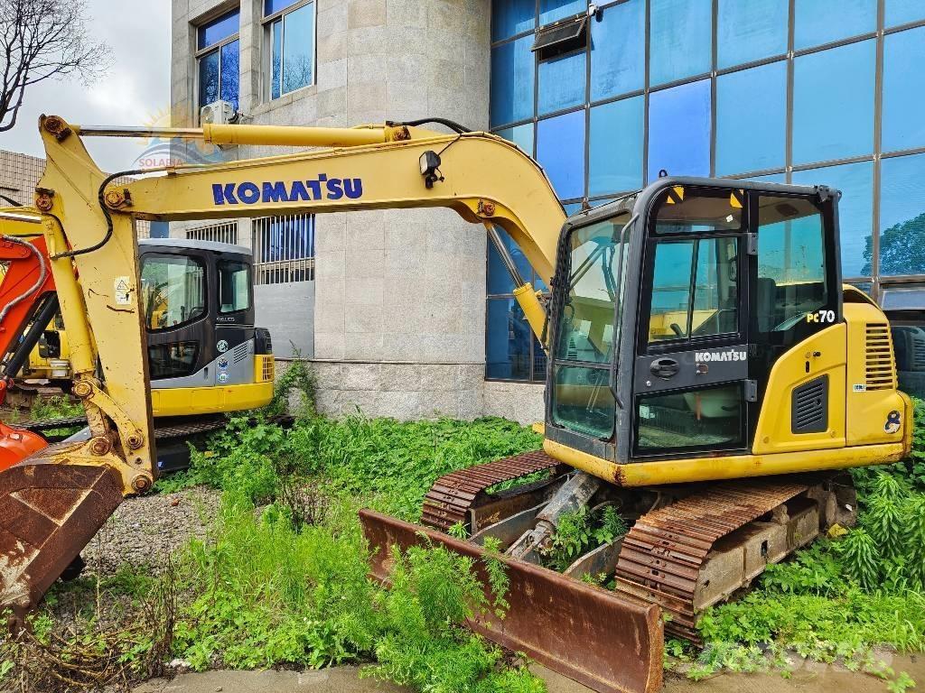 Komatsu PC 70-8 Roomikekskavaatorid
