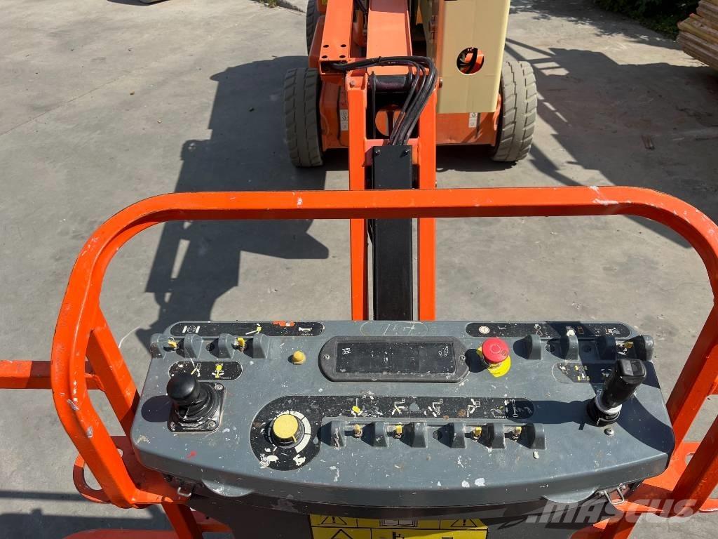 JLG E 450 AJ Iseliikuvad poomtõstukid