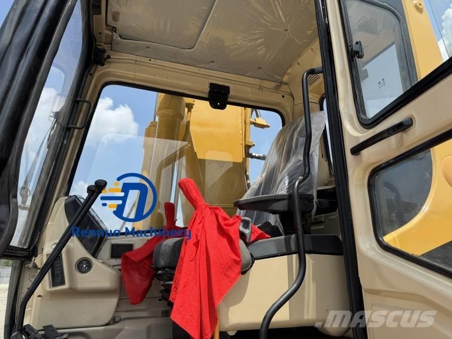 CAT 320B Roomikekskavaatorid