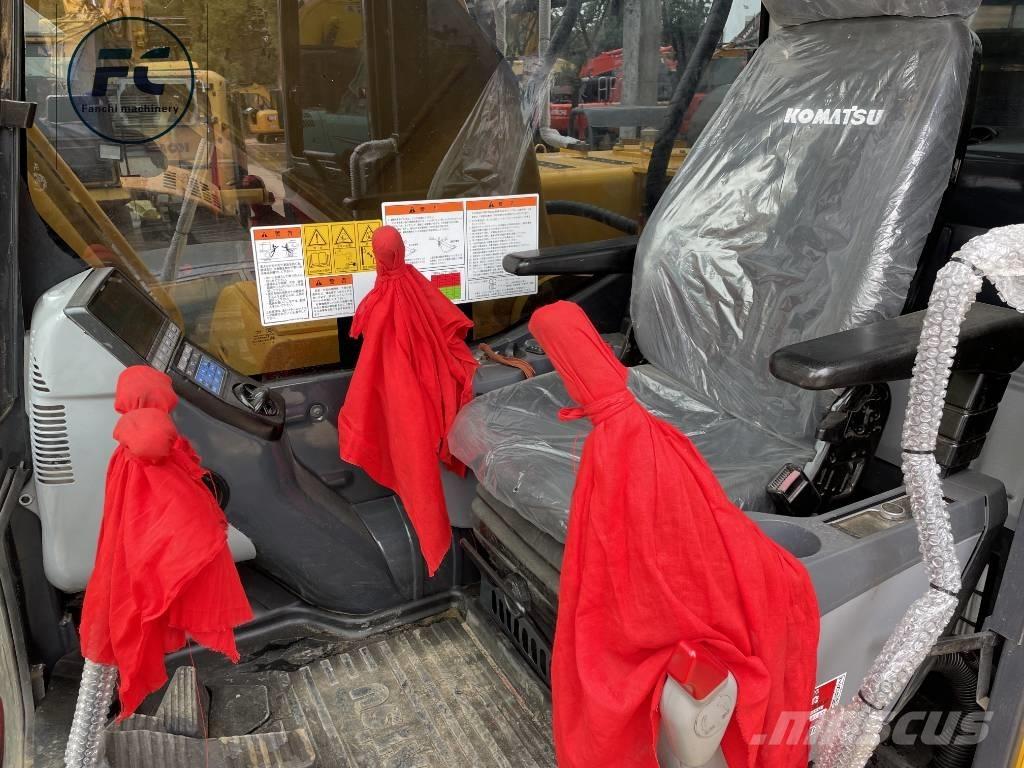 Komatsu PC 210 Roomikekskavaatorid