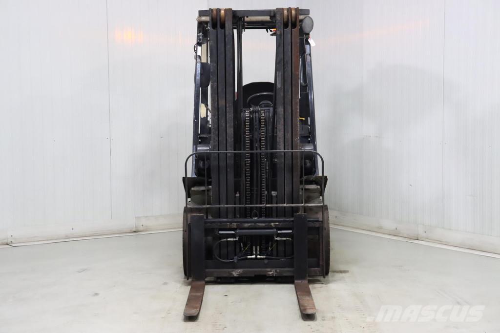 Nissan U1D2A20LQ Gaasitõstukid