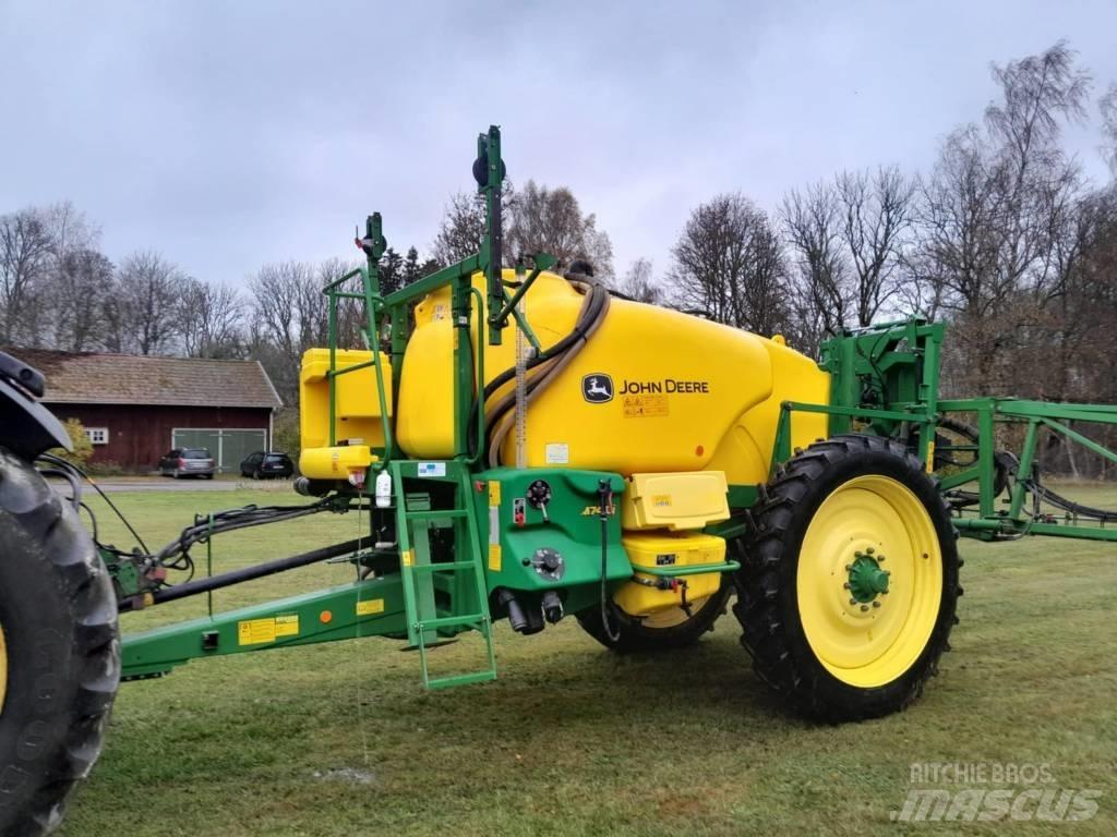 John Deere M 740 i Haagispritsid