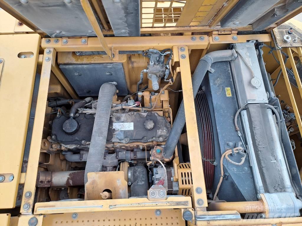 CAT 328 D LCR Roomikekskavaatorid