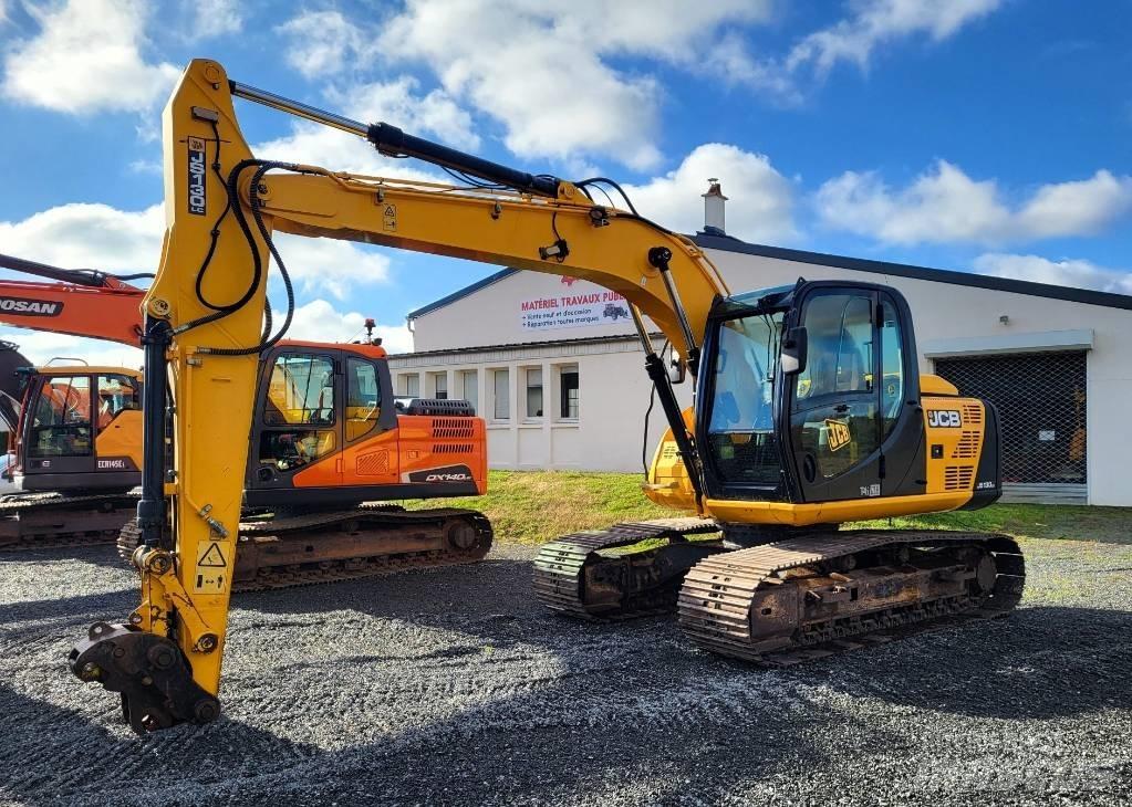 JCB JS 130 LC Roomikekskavaatorid