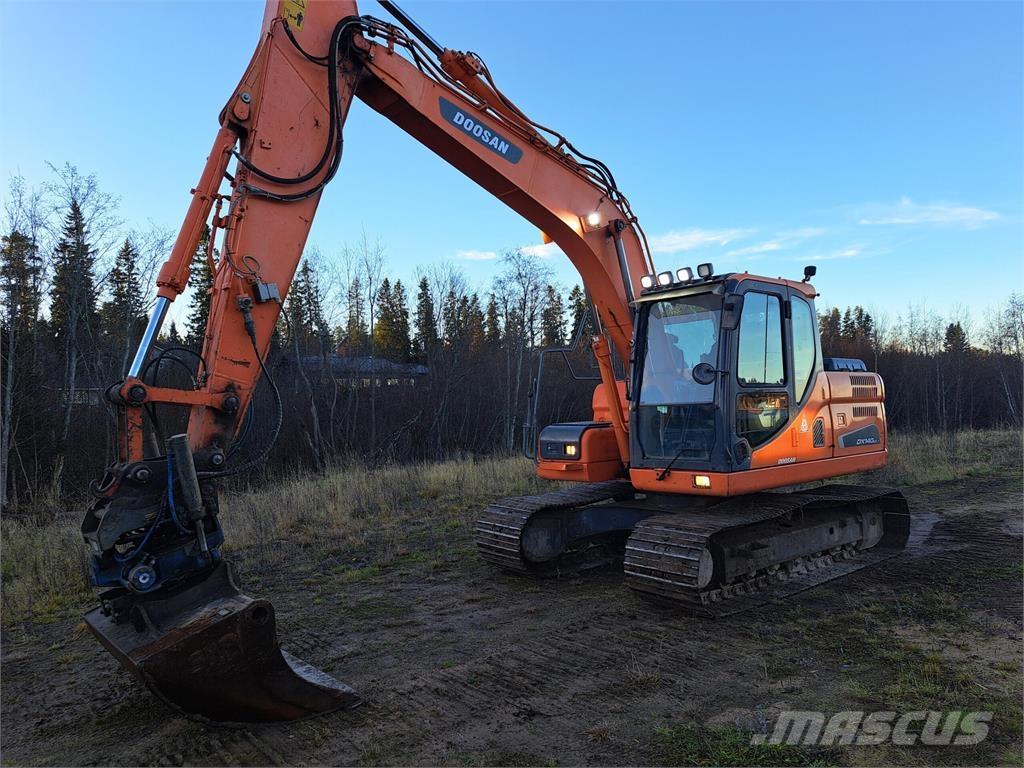 Doosan DX 140 LC-3 Roomikekskavaatorid