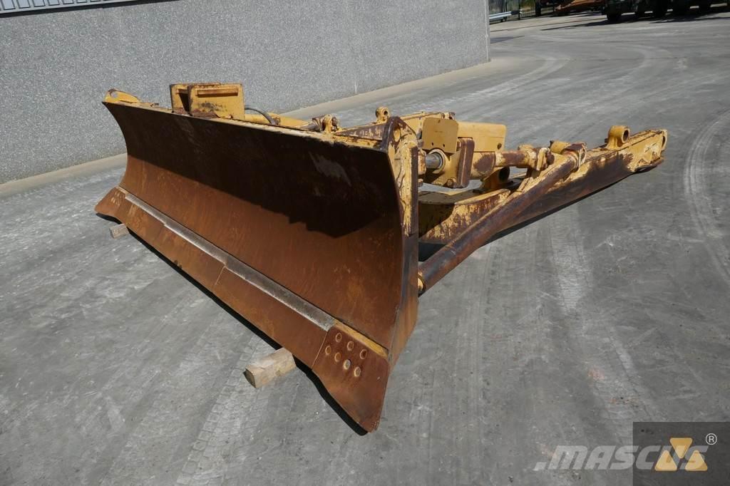 CAT D8T Blade Sahaterad