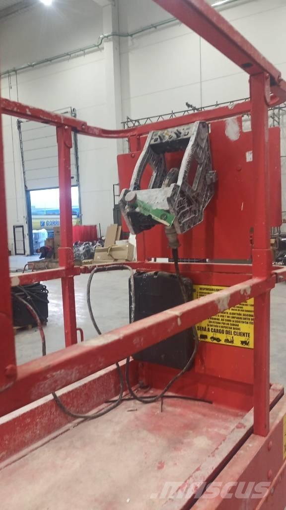 JLG 2030 ES Käärtõstukid